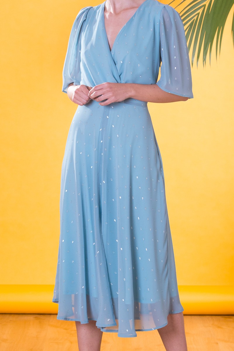 Vestido de gasa verde aguamarina con lurex dorado cuerpo cruzado con escote en pico y media manga y corte fluido para boda de dia, bautizo o comunion online