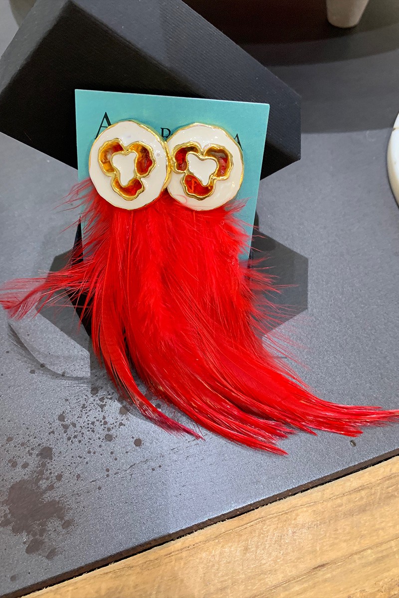 pendientes rojos con detalles dorados para invitadas boda fiesta nochevieja