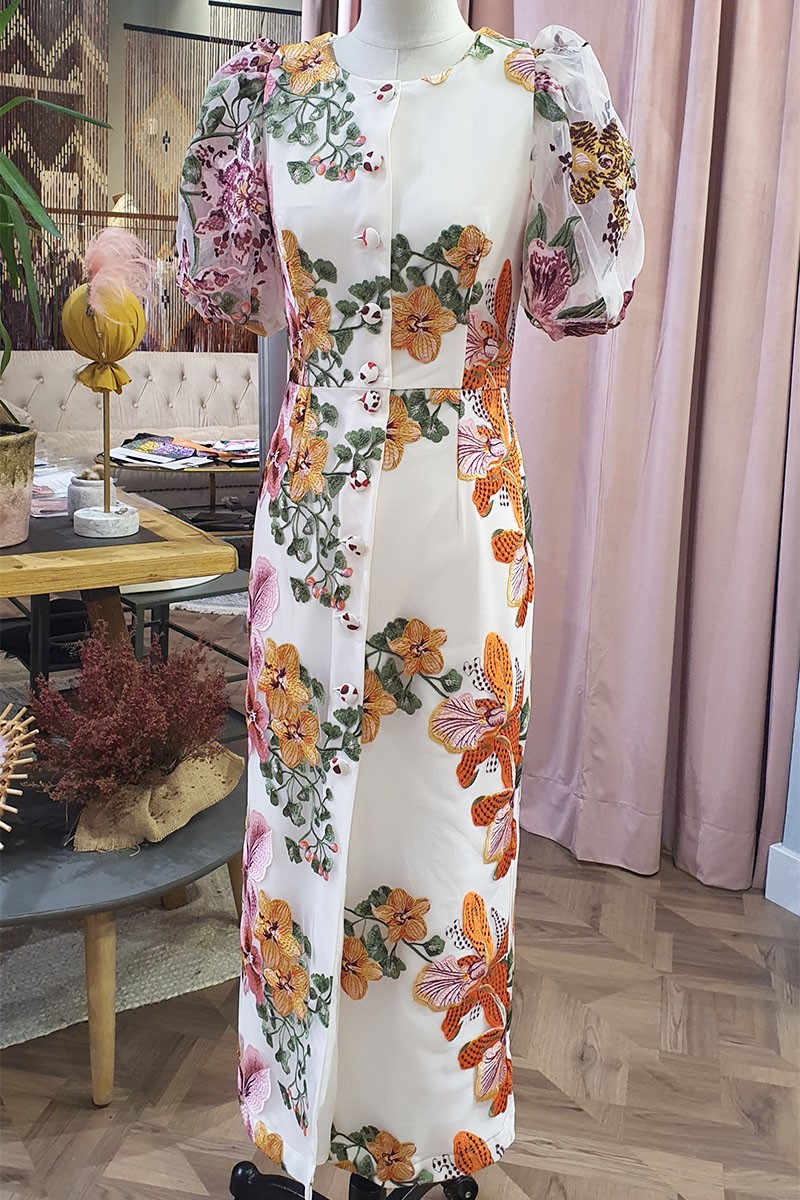 vestido midi bordado flores naranjas y rosas con mangas abullonadas para invitadas boda fiesta comunion