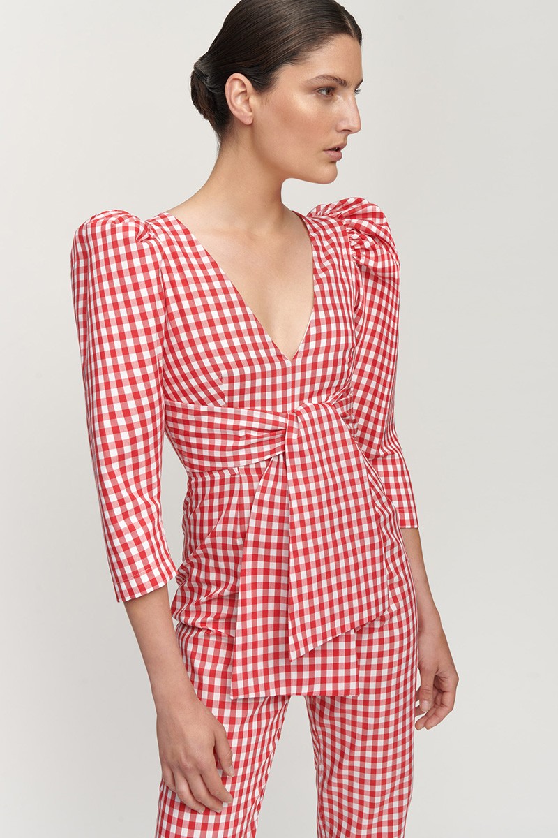 Mono de fiesta cuadro vichy rojo y blanco con manga abullonada invitadas fiesta