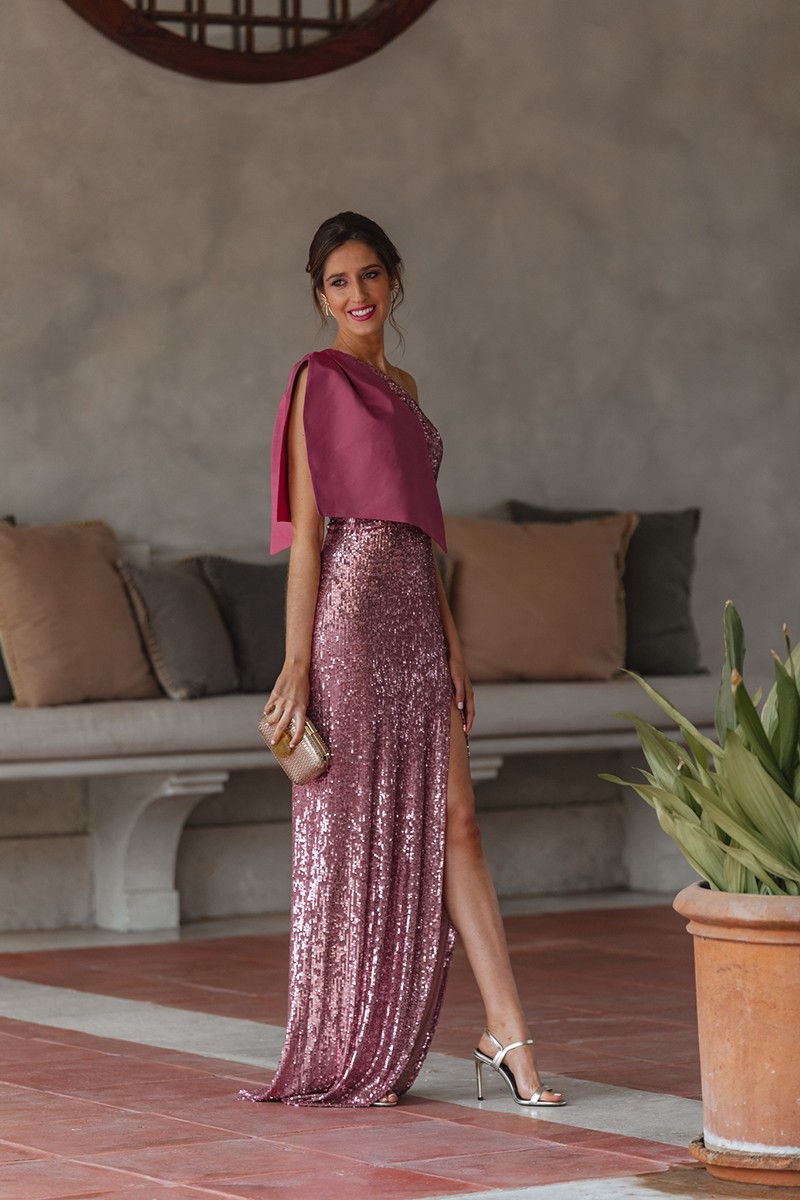 comprar vestido de lentejuelas largo con escote asimetrico falda con abertura y lazo de tafeta para invitada a boda de noche