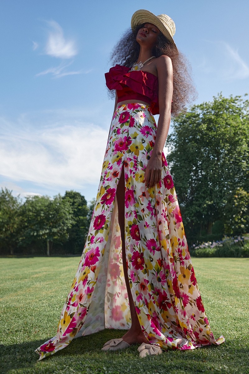 top corto  con doble volante en  tafeta burdeos para invitadas a bodas de verano, bautizo, comunion, fiesta, evento, apparentia