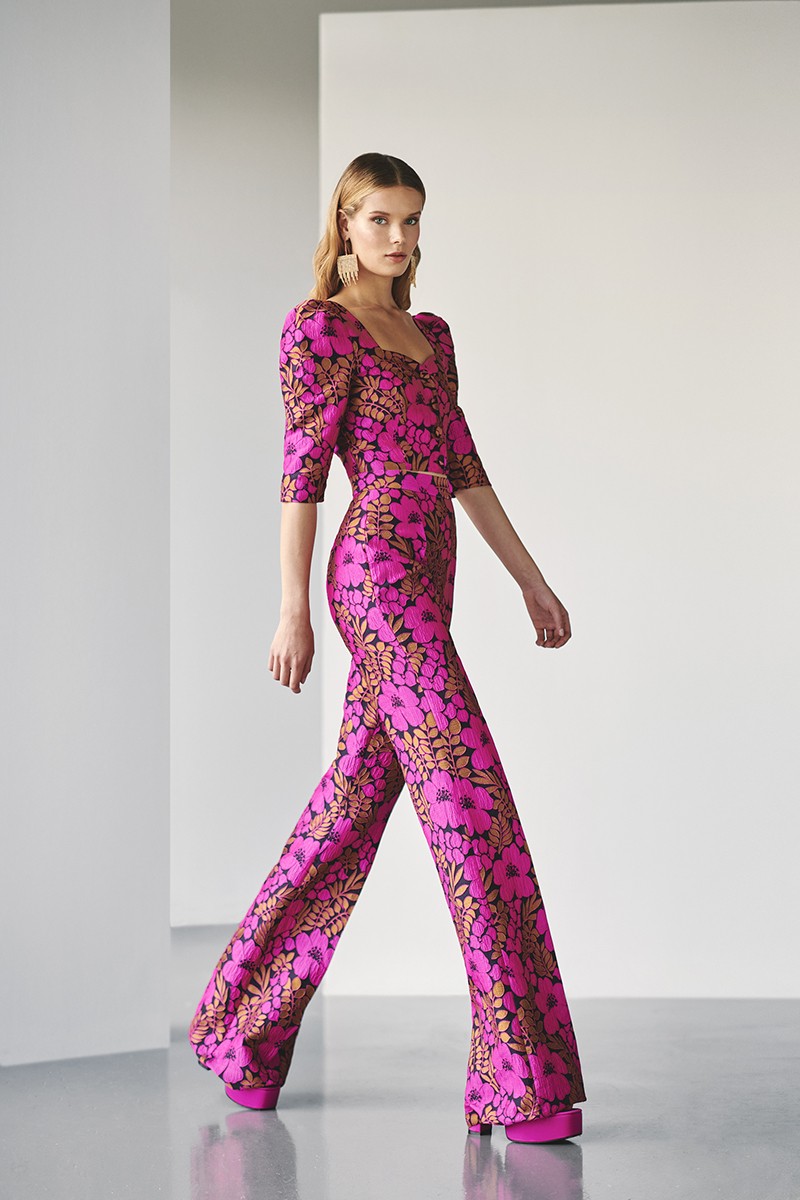 compra online conjunto jacquard de flores de top escote corazon manga francesa y pantalon para invitada evento boda, fiesta, salir con amigos, fonde de armario