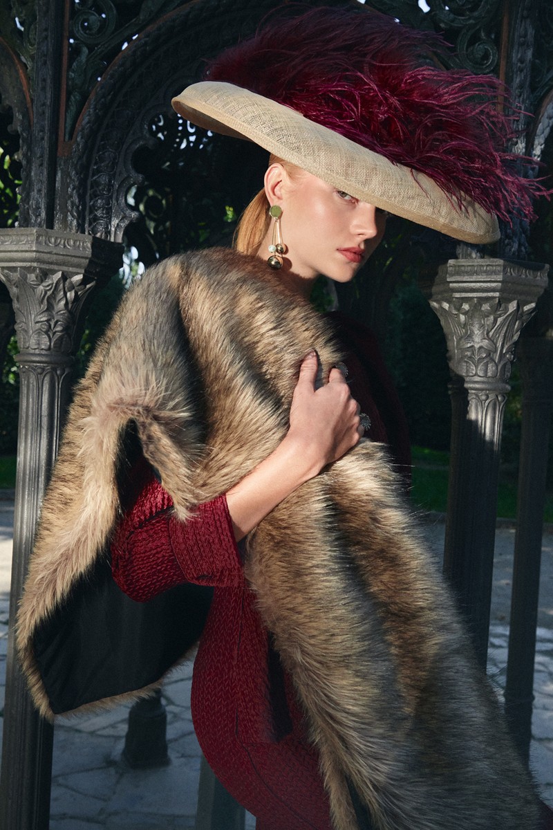 estola-de-pelo-marron-para-invitada-boda-fiesta-evento-de-otoño-invierno