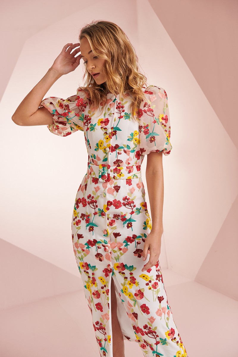 comprar vestido de fiesta con bordados de flores para invitada a boda, bautizo, comunion, fiesta, evento, espalda