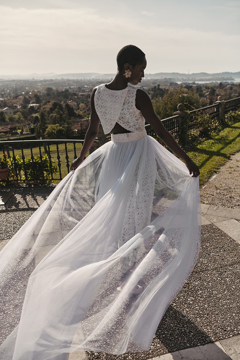 sobreespectacular Sobrefalda de tul con cinturilla de tul y organza de quita y pon para novia civil, boda