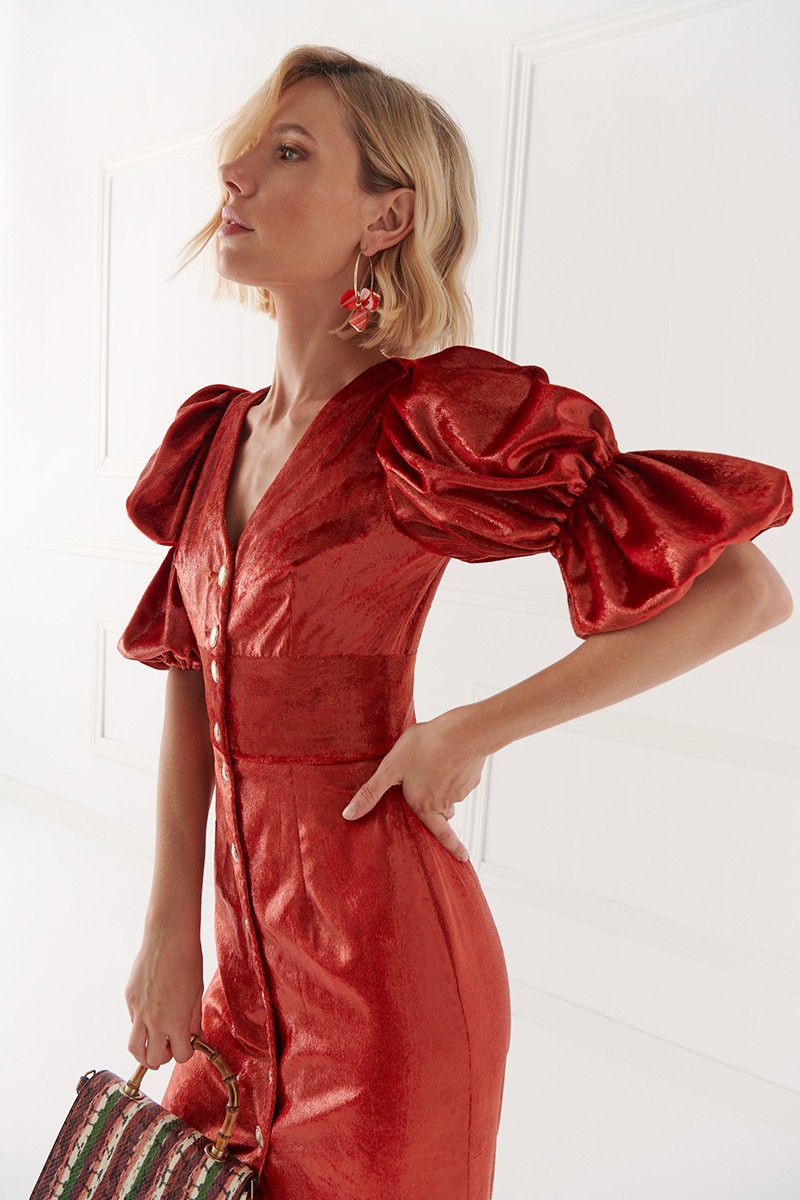 Vestido de fiesta de terciopelo teja con falda midi con volante con botones dorado