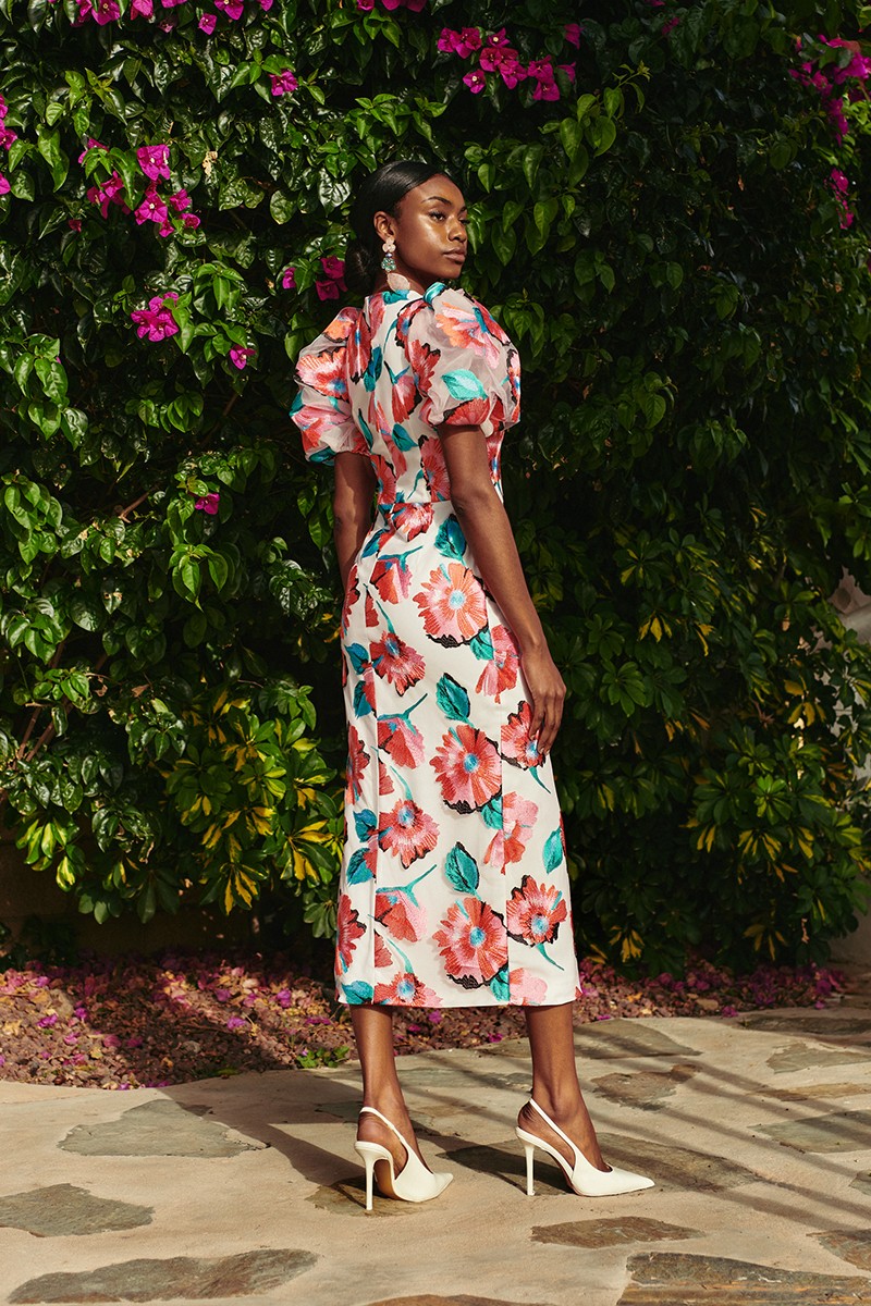 comprar Vestido de coctel en tul bordado de flores rojas con crepe blanco y manga abullonada para boda de dia, mama de  comunion o bautizo