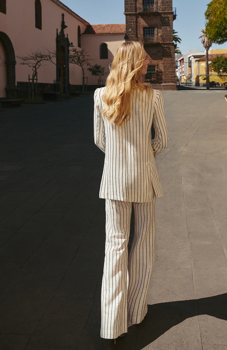 chaqueta en tejido de lino blanco con rayas de lentejuelas para invitada fiesta, boda, evento, mamá de comunion comprar online