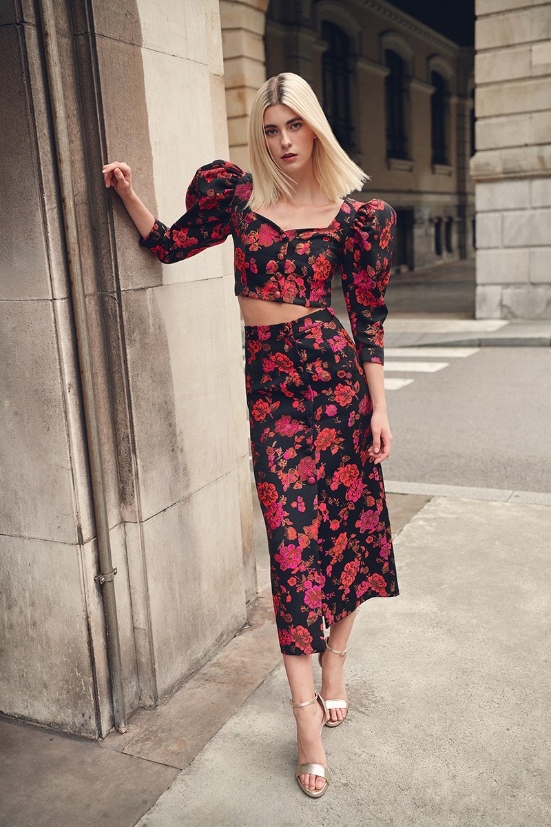 Falda de fiesta en jacquard brocado negro con flores para invitadas a boda de otoño/invierno, mamá de comunion, bautizo, cóctel, evento