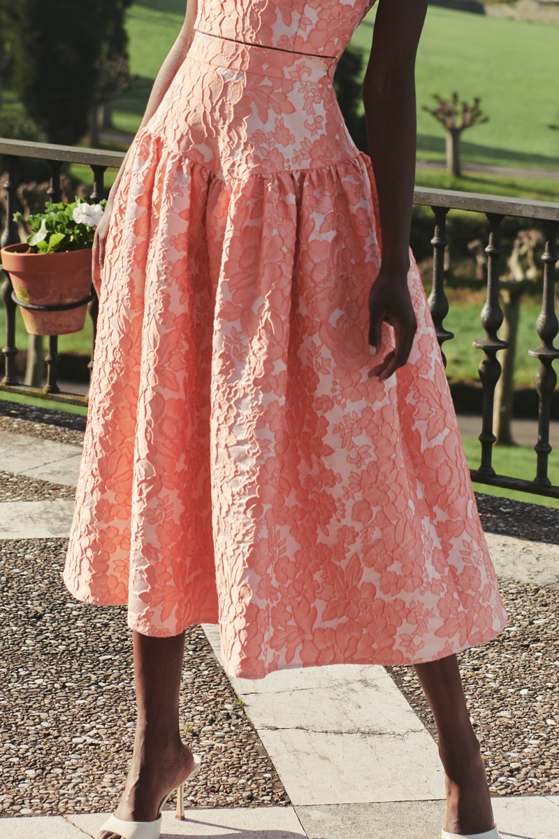 comprar Falda de fiesta en jacquard brocado lima con vuelo para invitadas a boda de dia, mamá de comunion, bautizo, graduacion