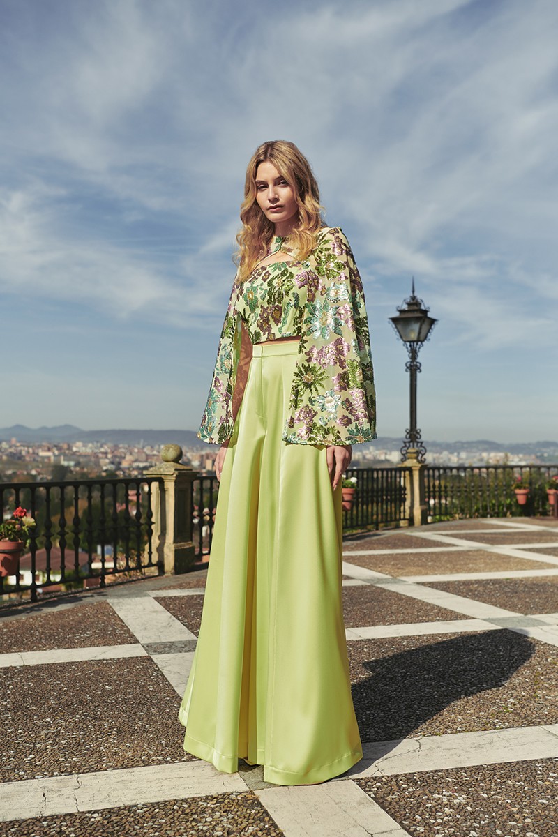 Capa corta de gasa de lentejuelas lima para para invitadas para invitada a boda de verano, fiesta, graduación...