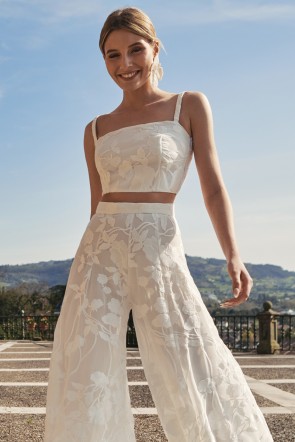 Top corto gasa bordada blanca para novia, mama de comunion, bautizo, fiesta boho chic.