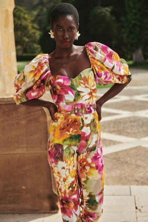 Mono de fiesta estampado de flores elastico con manga abullonada, pantalon pitillo  para invitadas boda primavera verano compra online shop online evento apparentia