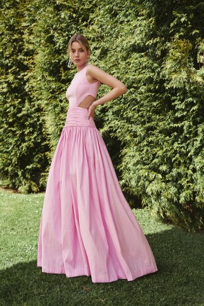 vestido para boda mikado rosa con canesú drapeado para invitada a boda, hermano del novio, hermana de la novia, fiesta, gala, red carpet,