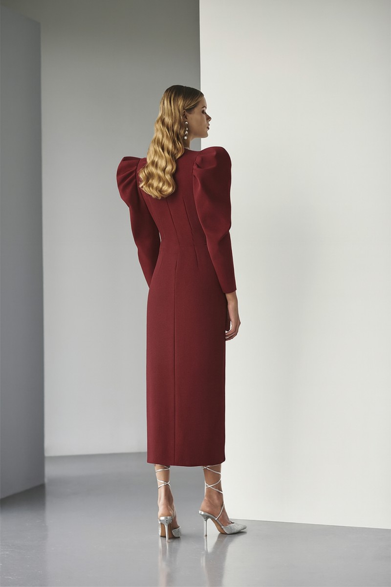 comprar online vestido de fiesta en crepe granate con mangas volumen y botones joya  para invitada a boda, comunion, bautizo, fiesta navidad, madrina