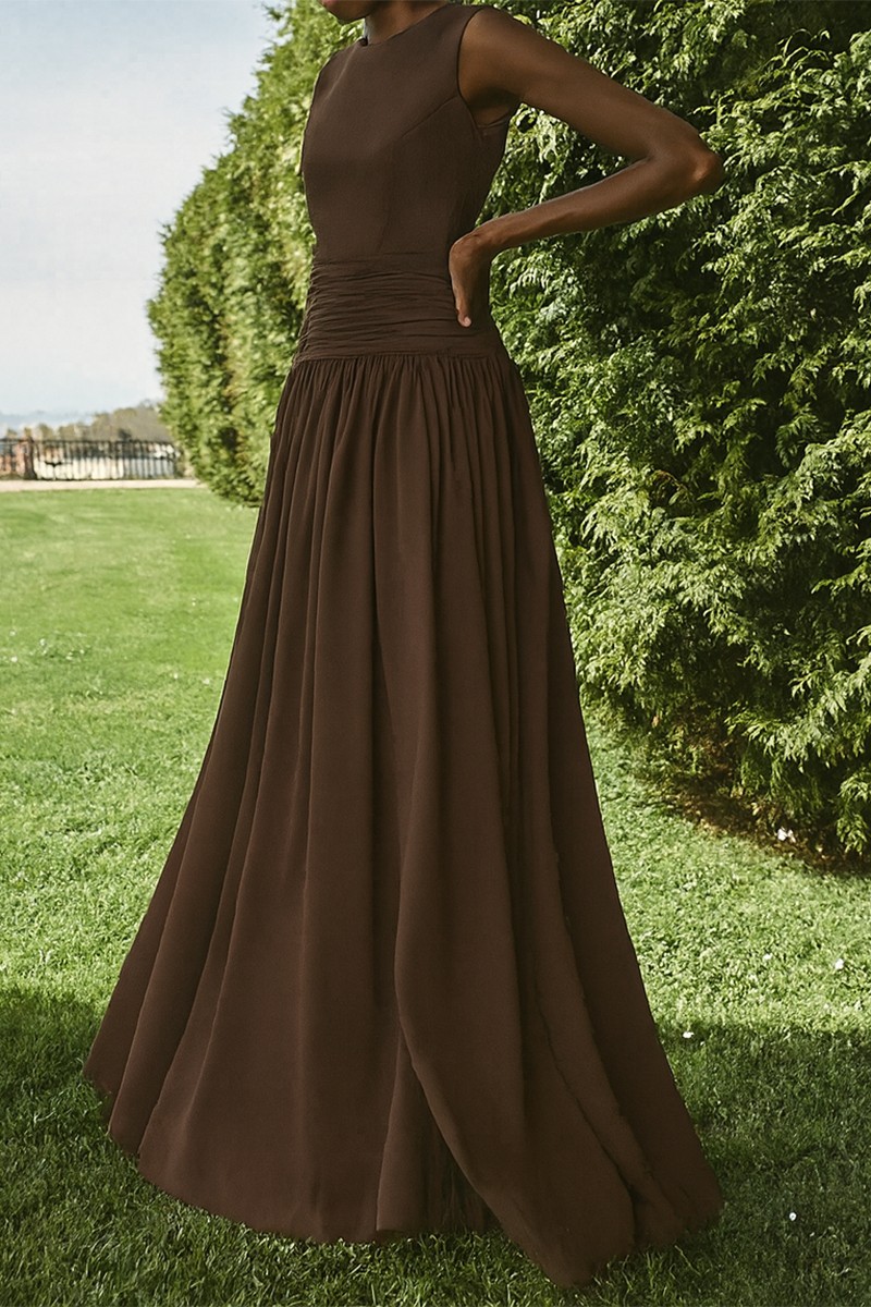 Vestido largo marron chocolate de fiesta para boda con canesú drapeado comprar online moda otoño