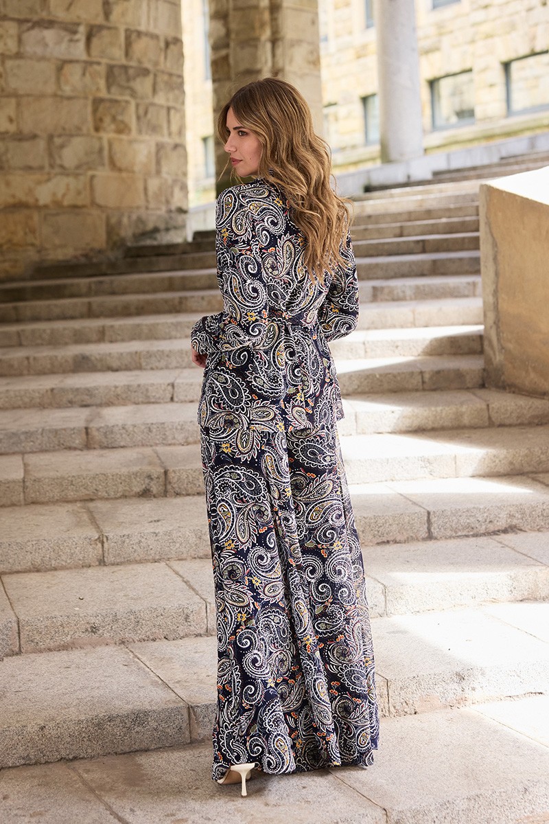pantalon ancho y top estampado azul marino paisley para invitada boda, fiesta, evento de verano